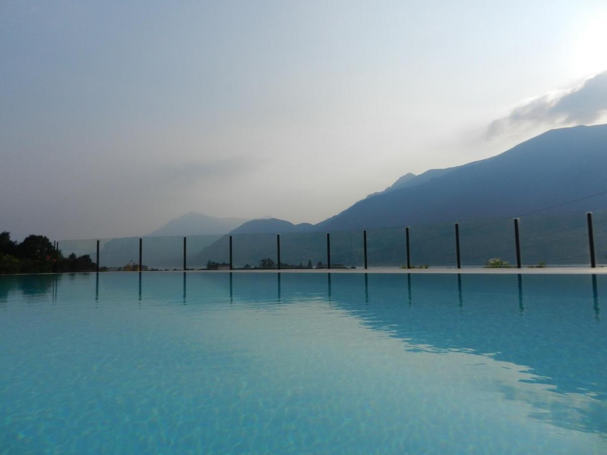 Bellavista Giulia On Lake Como ديرفيو المظهر الخارجي الصورة